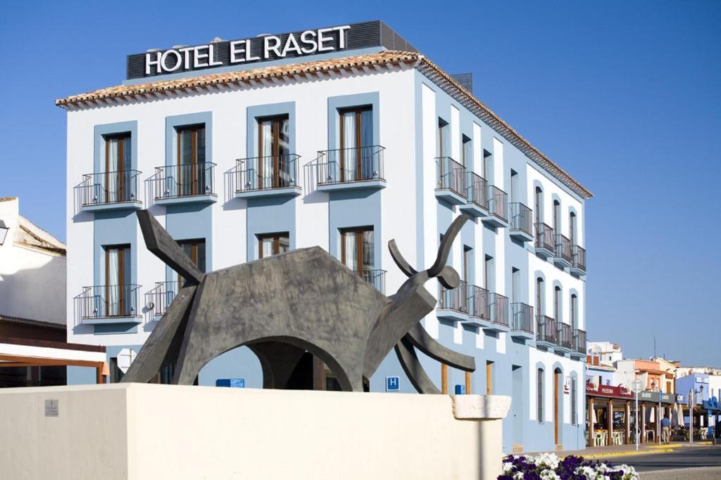 Hotel El Raset Дения Екстериор снимка